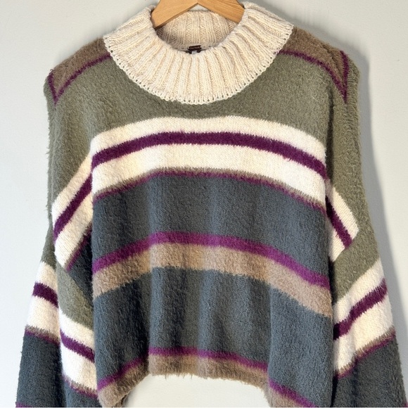 Free People Fuzzy Cropped Sofie Sweater Striped Army Green Purple Combo Size M - Picture 3 of 14